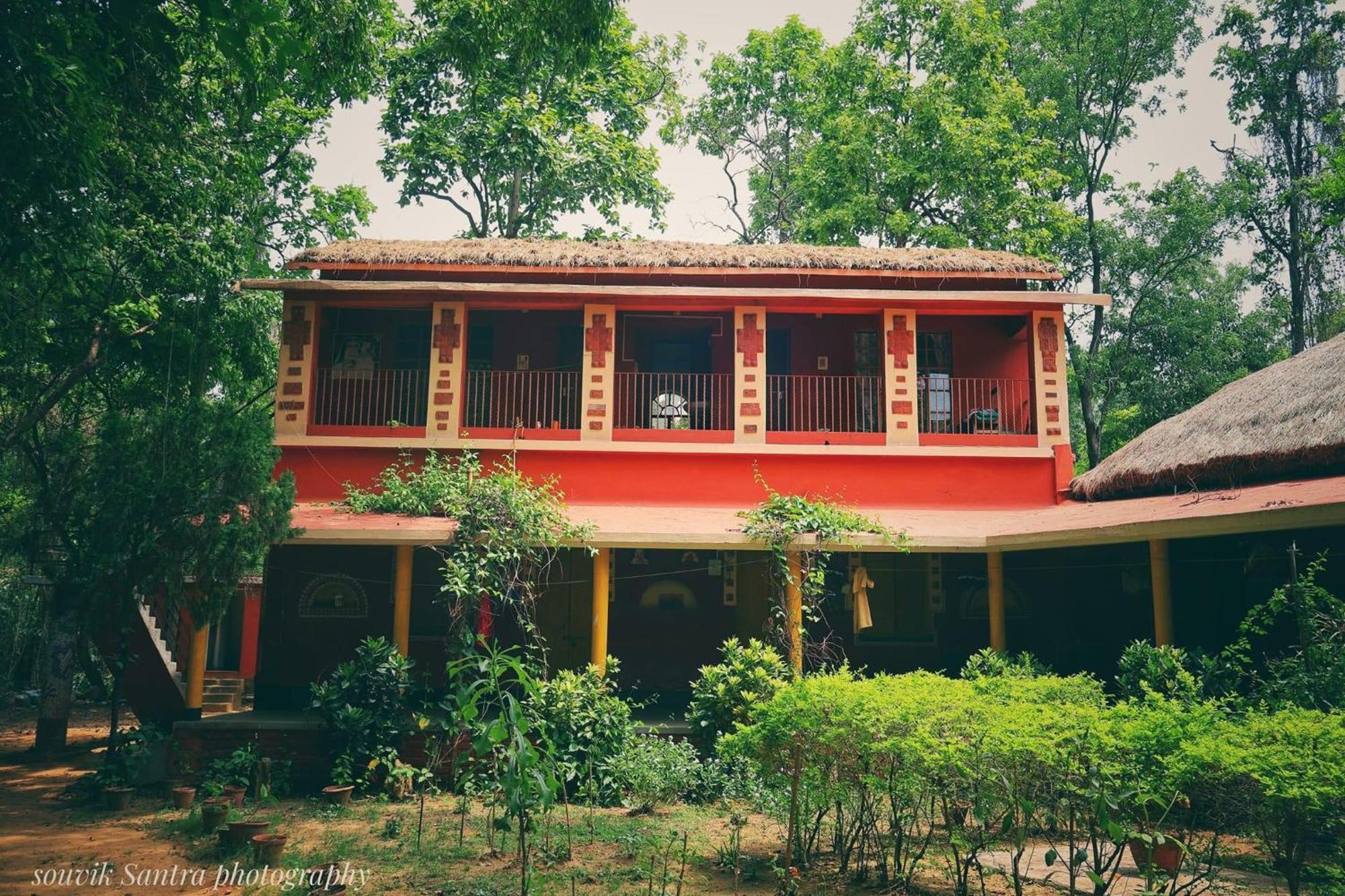 Theatre House, Farmstay Shānti Niketan Екстериор снимка